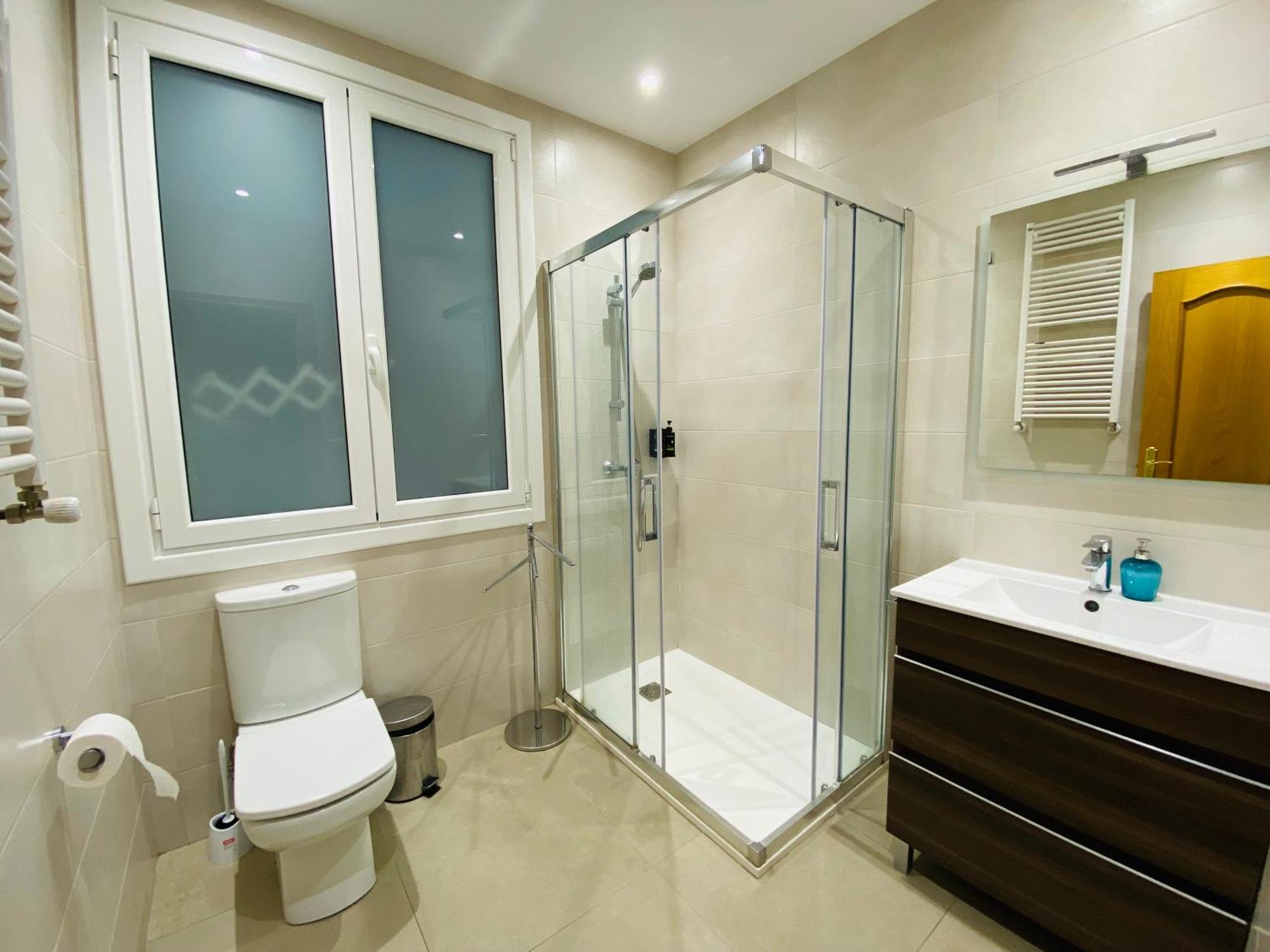 Beach Side Apartment ซานเซบาสเตียน ภายนอก รูปภาพ